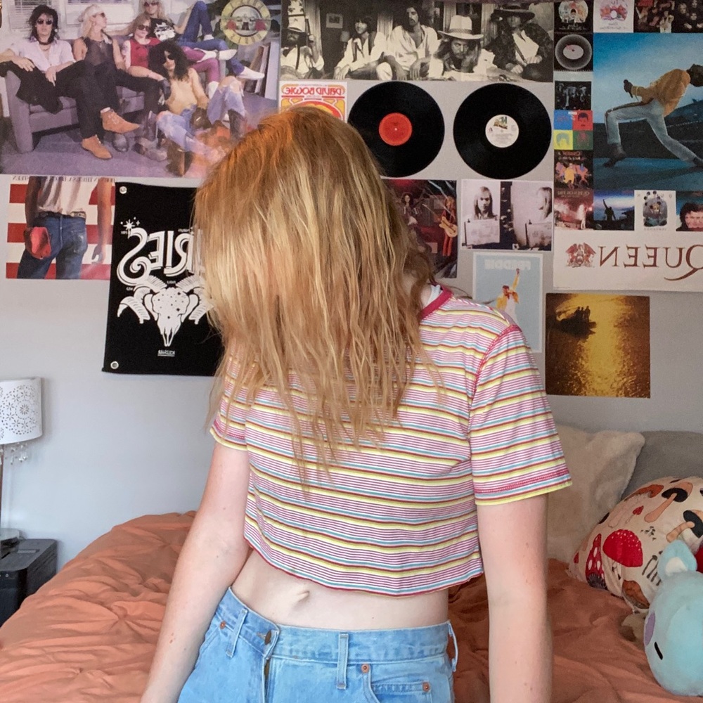 90s Vibe Striped Crop Top! Size Medium